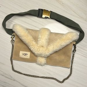 Ugh Shearling crossbody / Fanny Pack Bag Clutch